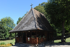 Црква брвнара